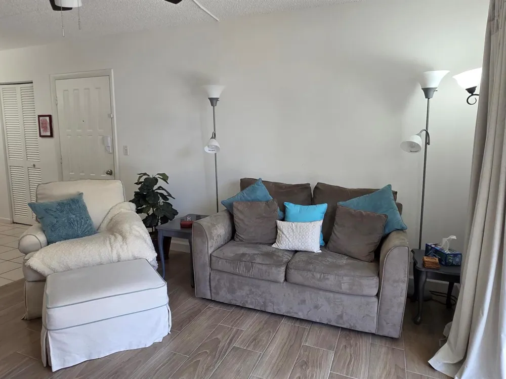 3402 Gardens E Drive #14A Palm Beach Gardens, FL 33410