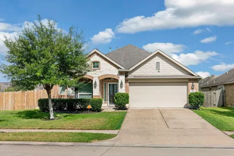 5215 Green Heath Lane