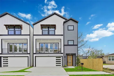 2010 Yates Street
