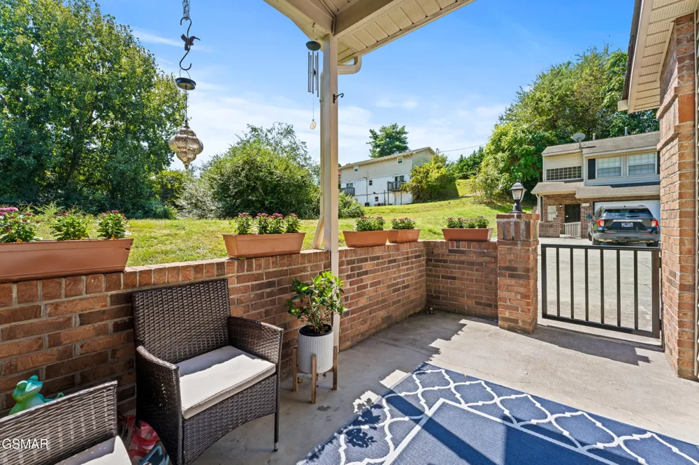 1315 Mountain Meadows Way #8 Sevierville, TN 37862