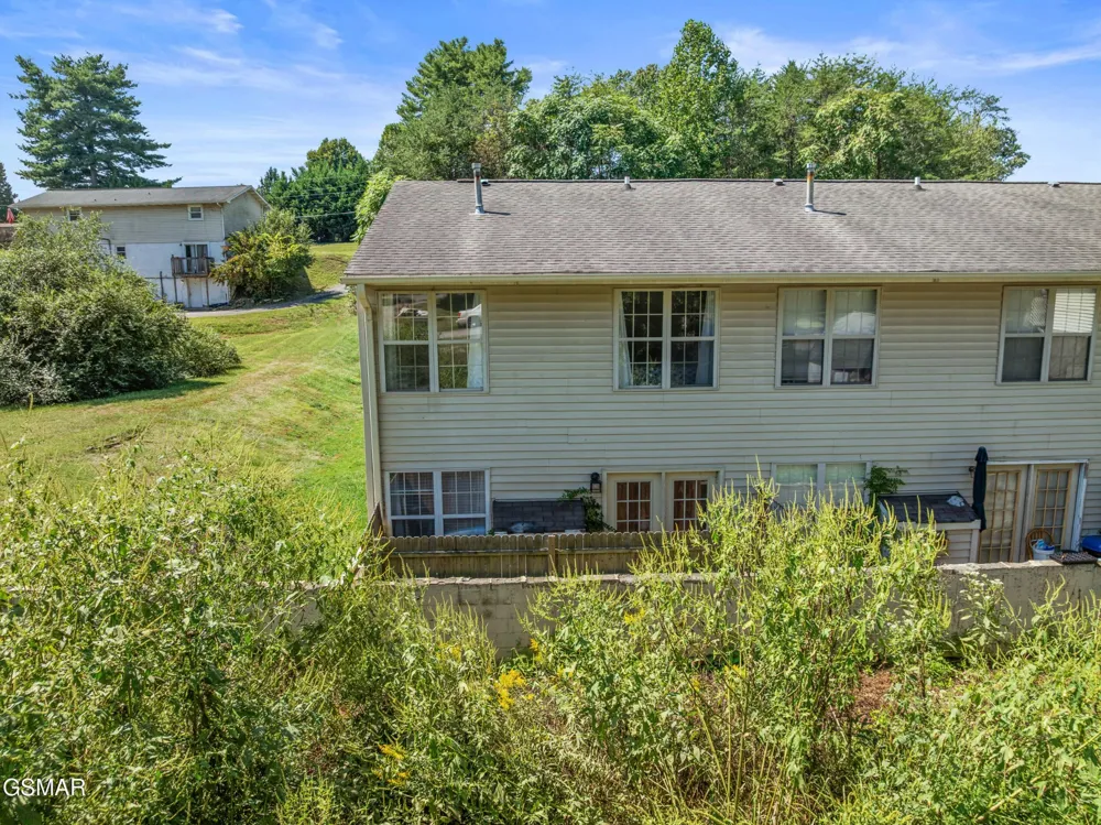 1315 Mountain Meadows Way #8 Sevierville, TN 37862