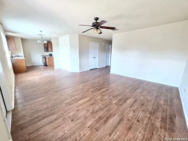 1431 Dove Bend San Antonio, TX 78245
