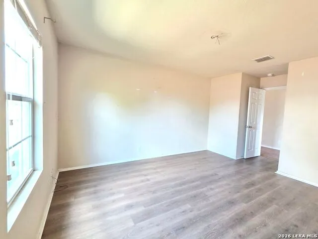 1431 Dove Bend San Antonio, TX 78245
