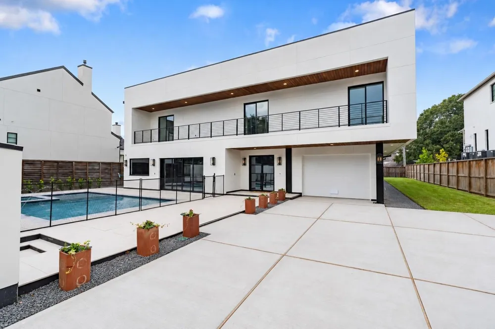 5110 Glenmeadow Drive Houston, TX 77096