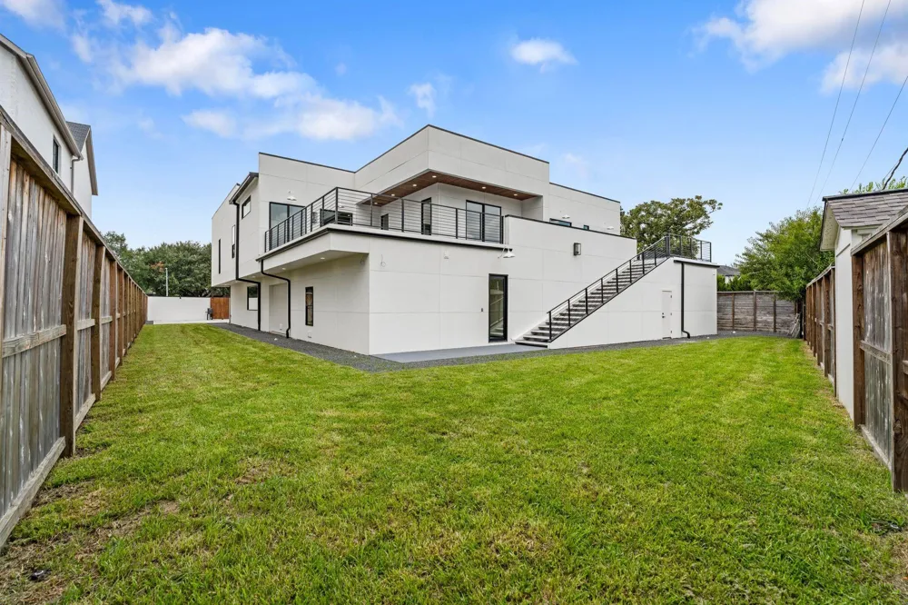 5110 Glenmeadow Drive Houston, TX 77096