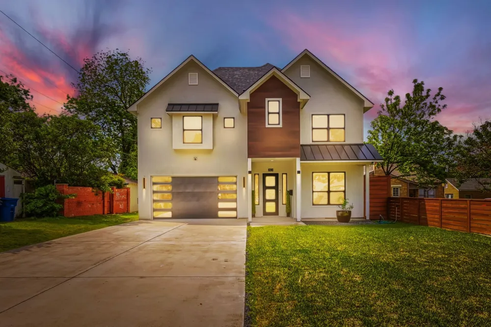 2824 Cain Boulevard Dallas, TX 75211