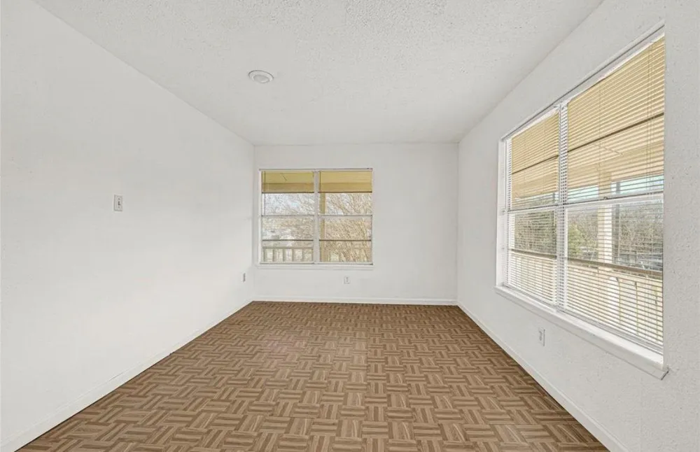 610 12th Street Dickinson, TX 77539
