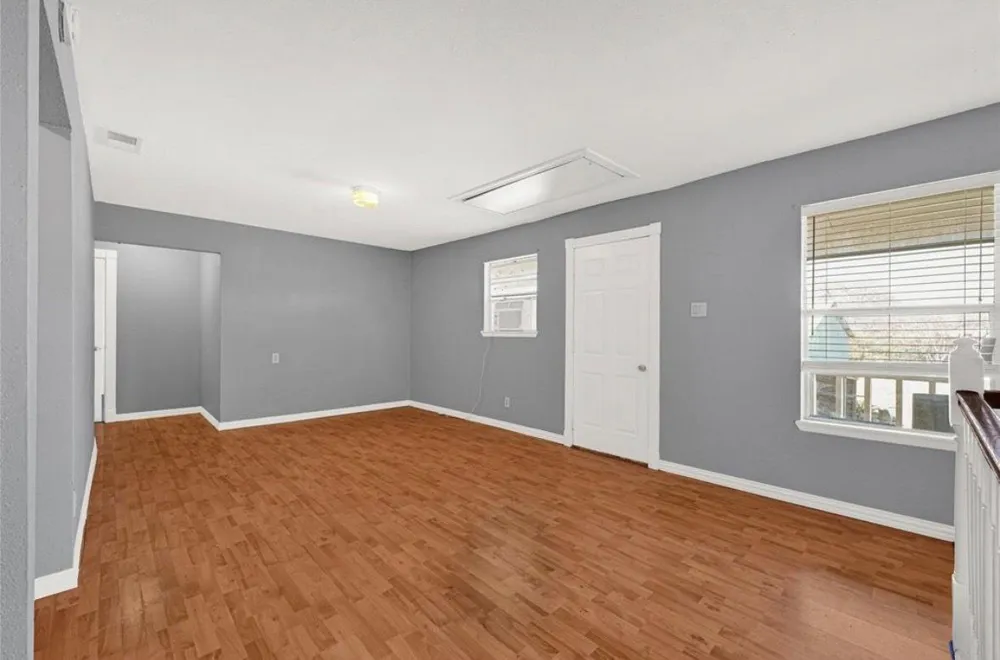 610 12th Street Dickinson, TX 77539