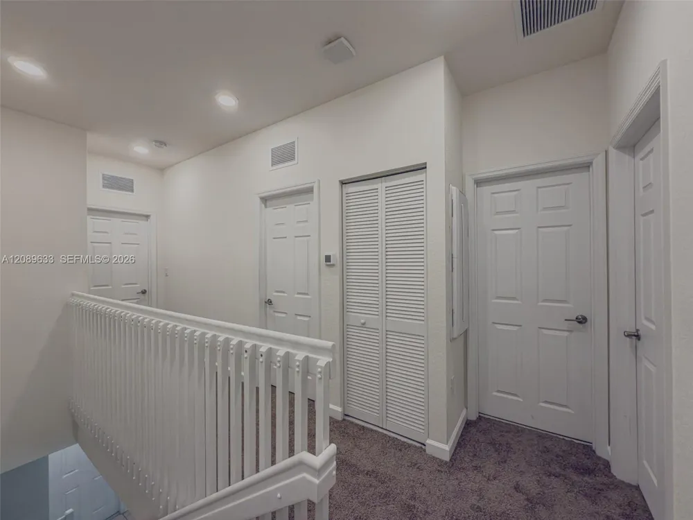 10629 W 32nd Ln Hialeah, FL 33018