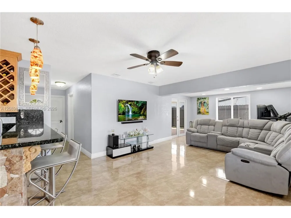 6049 W 14th Ct #0 Hialeah, FL 33012