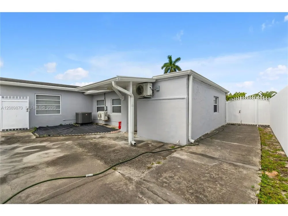 6049 W 14th Ct #0 Hialeah, FL 33012