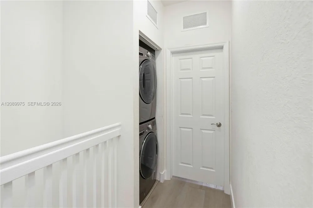 10628 W 33rd Way Hialeah, FL 33018