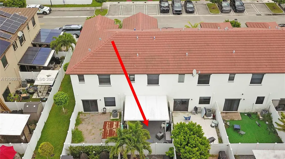 10628 W 33rd Way Hialeah, FL 33018