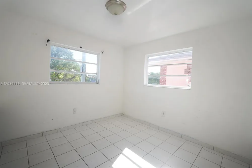 1880 SW 17th Ave Miami, FL 33145