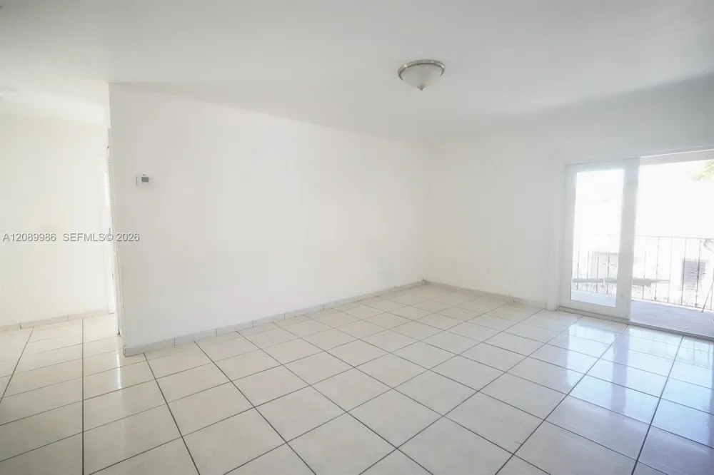 1880 SW 17th Ave Miami, FL 33145
