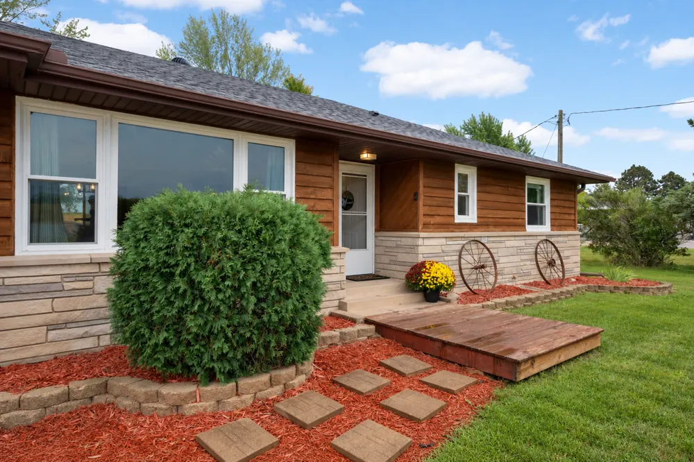 24930 Cedar Avenue Farmington, MN 55024