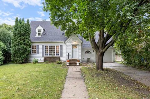 204 Angel Avenue NW