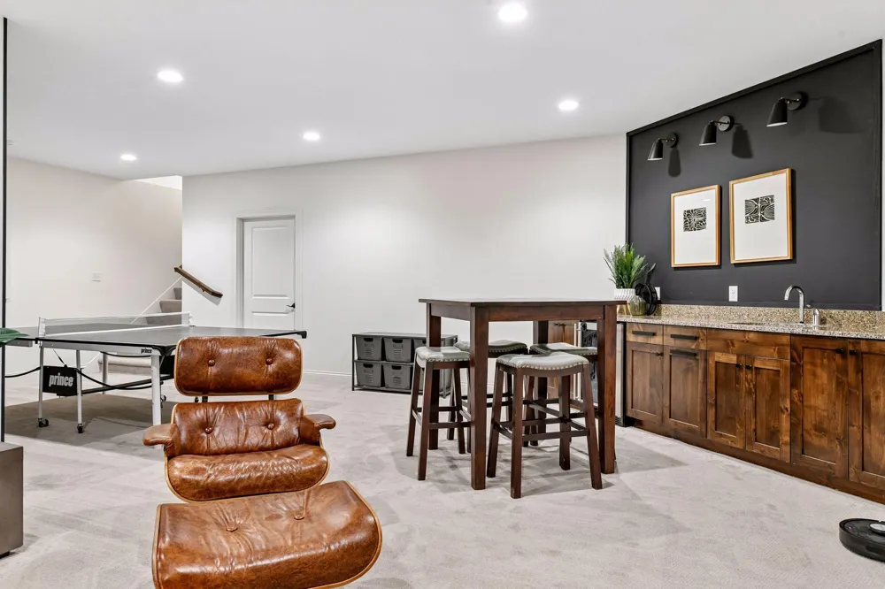 2901 Fairway Drive Chaska, MN 55318