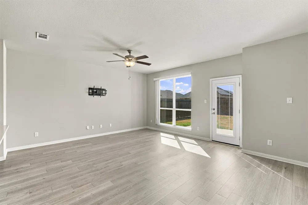 4033 Centerfire Road Waco, TX 76705