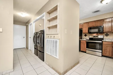2501 Gulf Freeway #250D