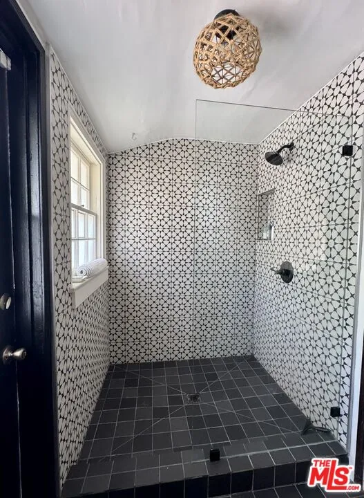 2828 Laurel Canyon Place Los Angeles, CA 90046