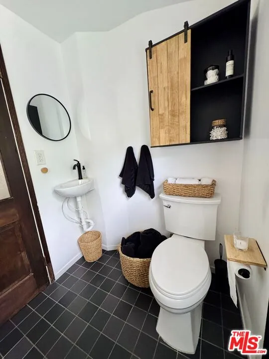 2828 Laurel Canyon Place Los Angeles, CA 90046
