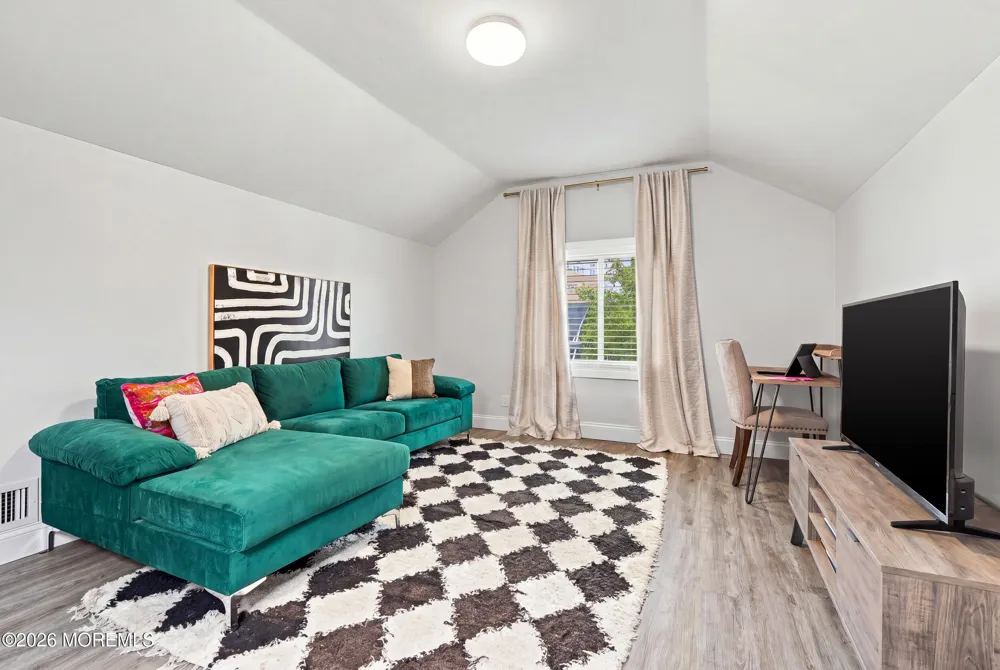 316 6th Avenue #3F Asbury Park, NJ 07712