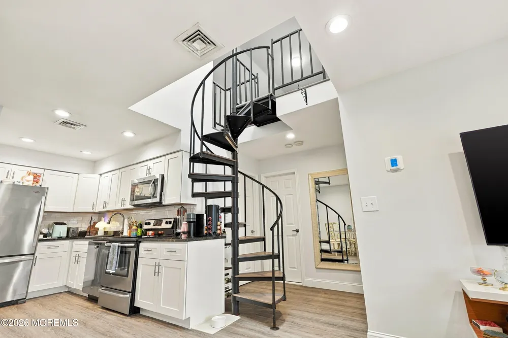 316 6th Avenue #3F Asbury Park, NJ 07712