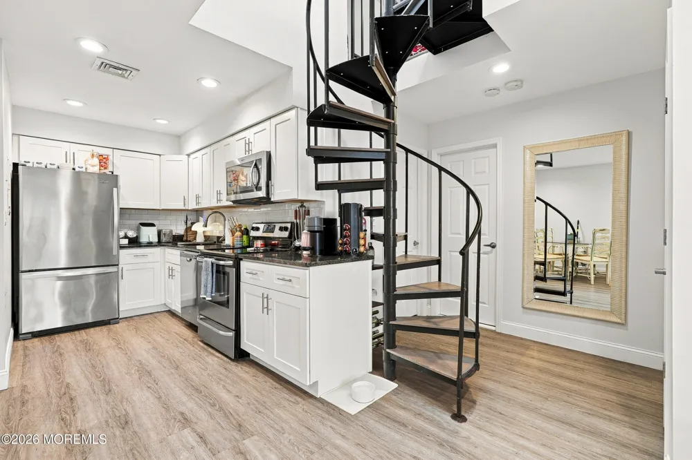 316 6th Avenue #3F Asbury Park, NJ 07712