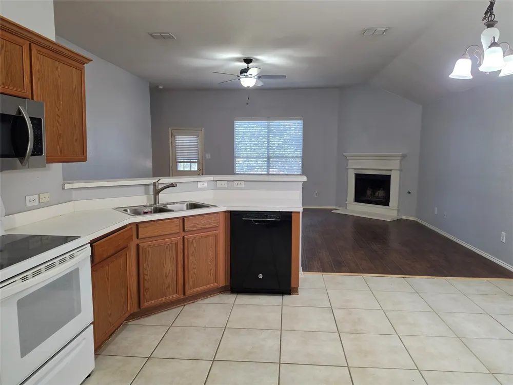 2839 Saddlebred Trail Celina, TX 75009