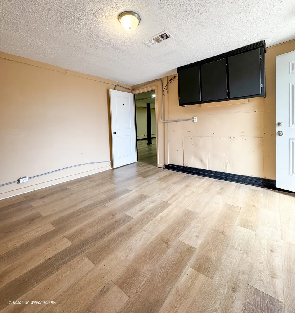 2915 S Lancaster Road Dallas, TX 75216