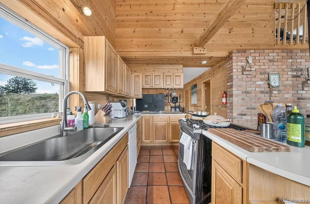 3168 Wykagyl Road Westcliffe, CO 81252
