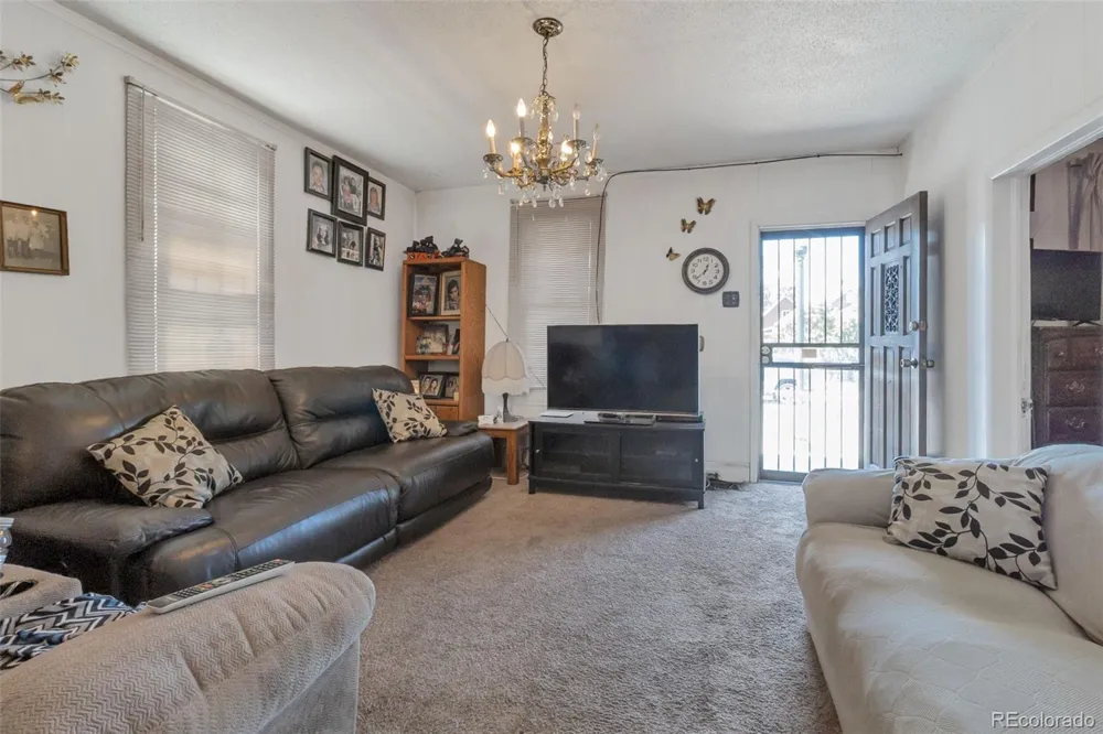4662 Lincoln Street Denver, CO 80216