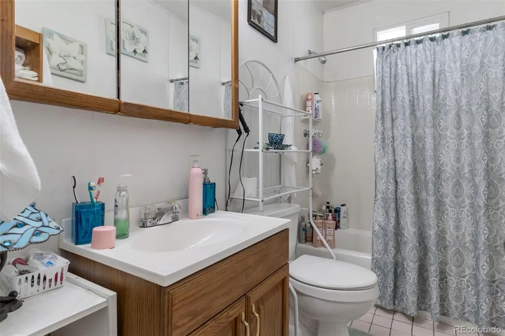 4662 Lincoln Street Denver, CO 80216