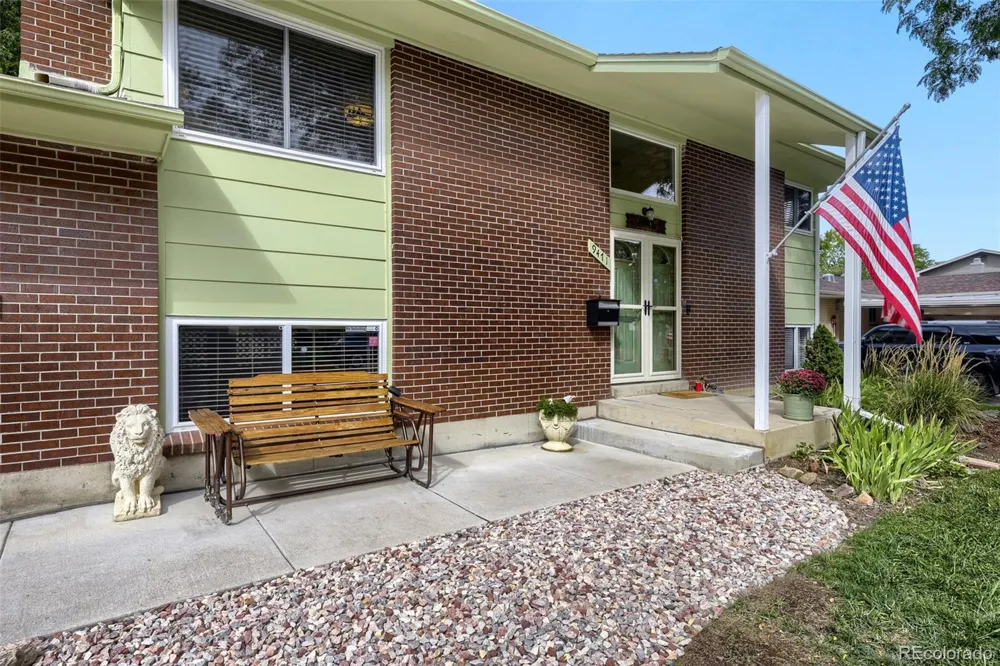 9471 W Tennessee Avenue Lakewood, CO 80226