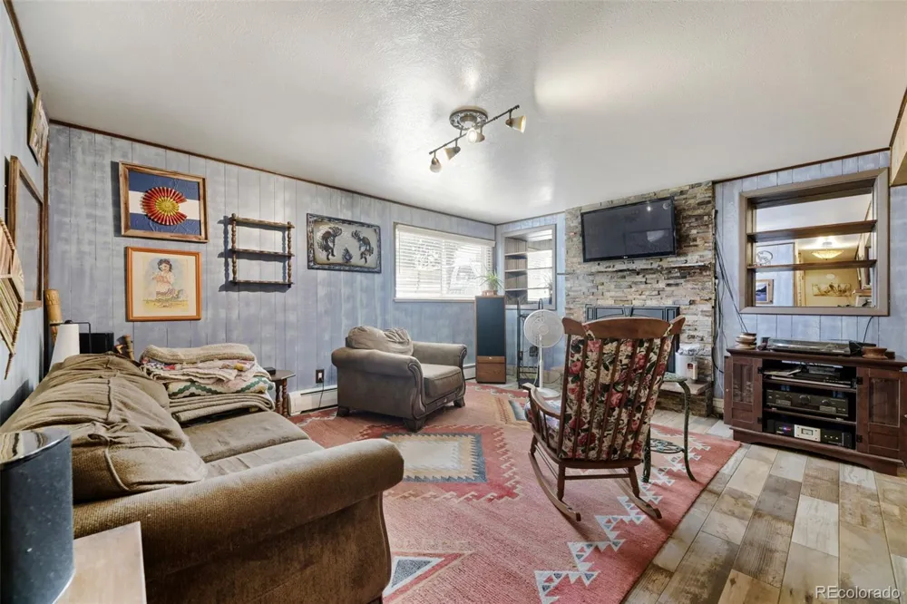 9471 W Tennessee Avenue Lakewood, CO 80226