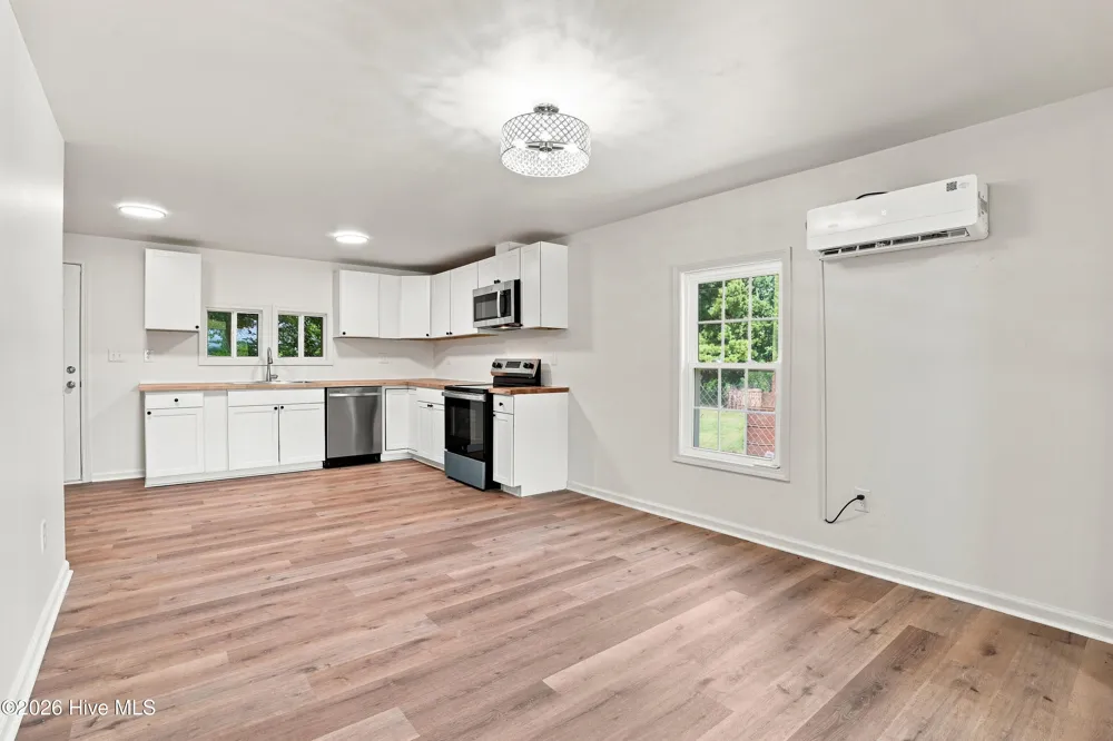 901 E Nash Street Spring Hope, NC 27882