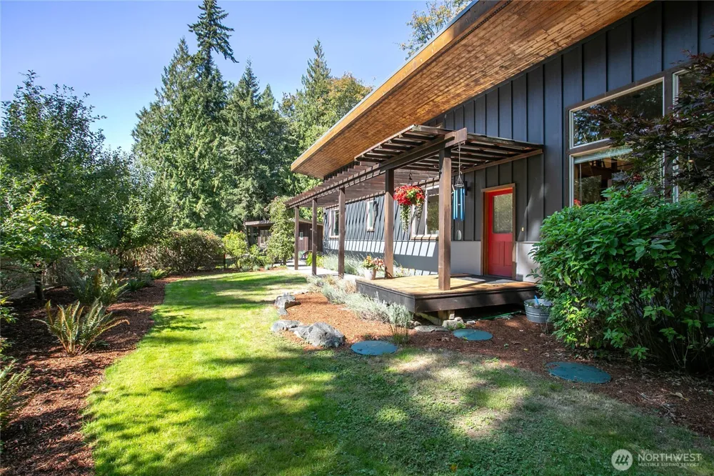 1775 Old Samish Road Bellingham, WA 98225