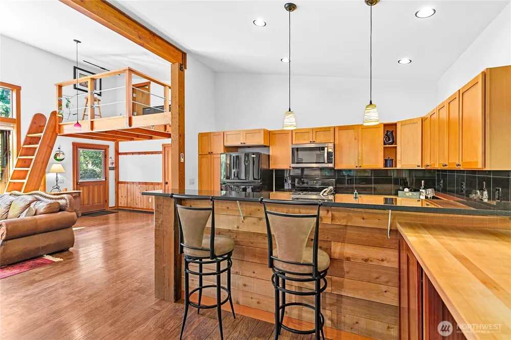 1775 Old Samish Road Bellingham, WA 98225
