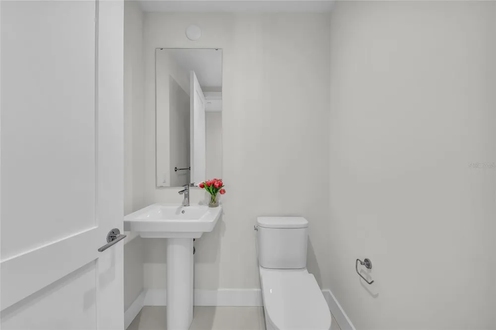 275 1ST AVENUE S #2204 St Petersburg, FL 33701