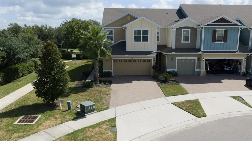 5732 SPOTTED HARRIER WAY Lithia, FL 33547
