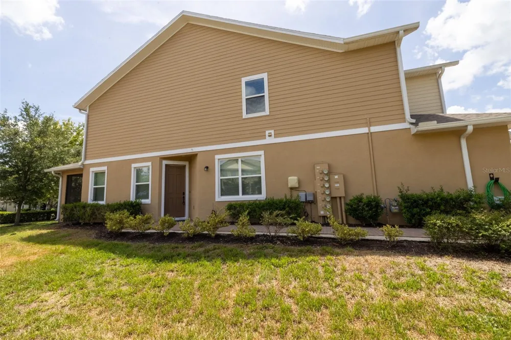 5732 SPOTTED HARRIER WAY Lithia, FL 33547