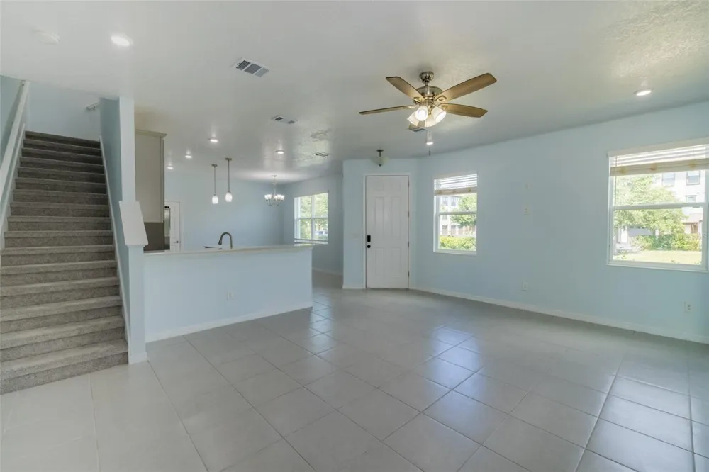 5732 SPOTTED HARRIER WAY Lithia, FL 33547