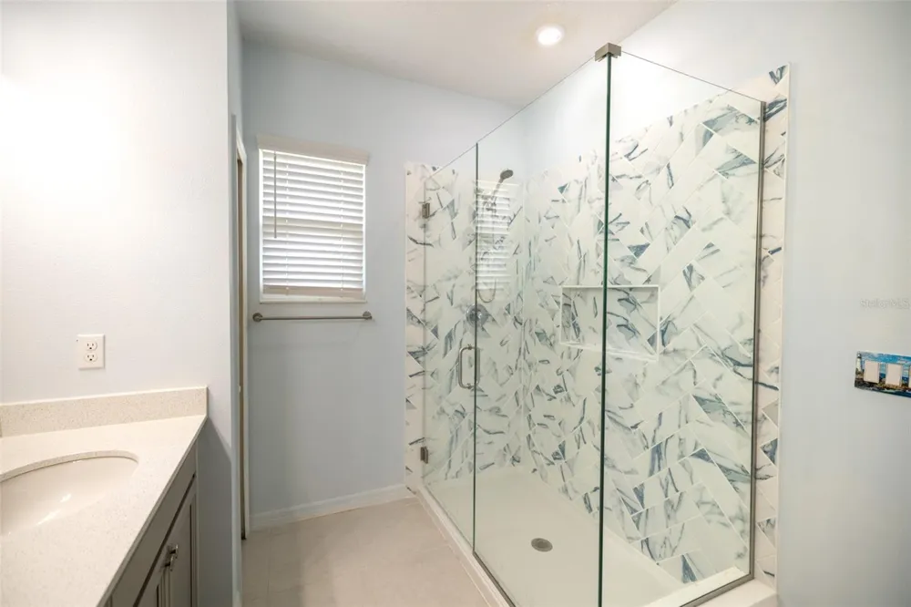 5732 SPOTTED HARRIER WAY Lithia, FL 33547