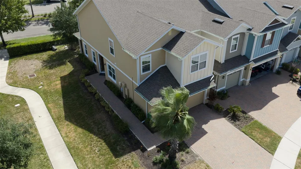 5732 SPOTTED HARRIER WAY Lithia, FL 33547