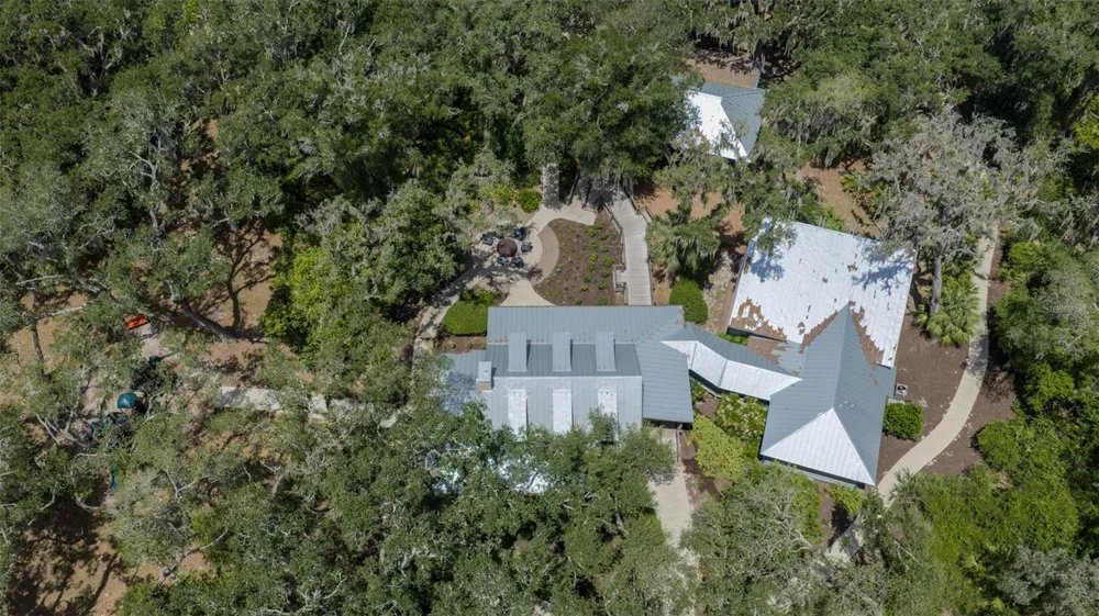 5732 SPOTTED HARRIER WAY Lithia, FL 33547