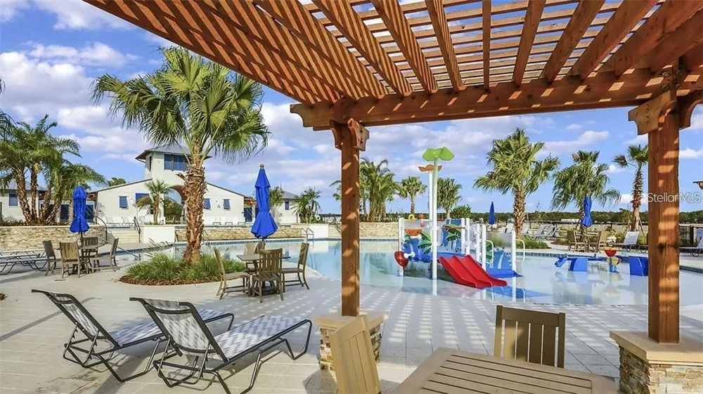 5732 SPOTTED HARRIER WAY Lithia, FL 33547