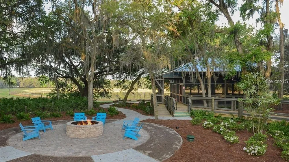 5732 SPOTTED HARRIER WAY Lithia, FL 33547