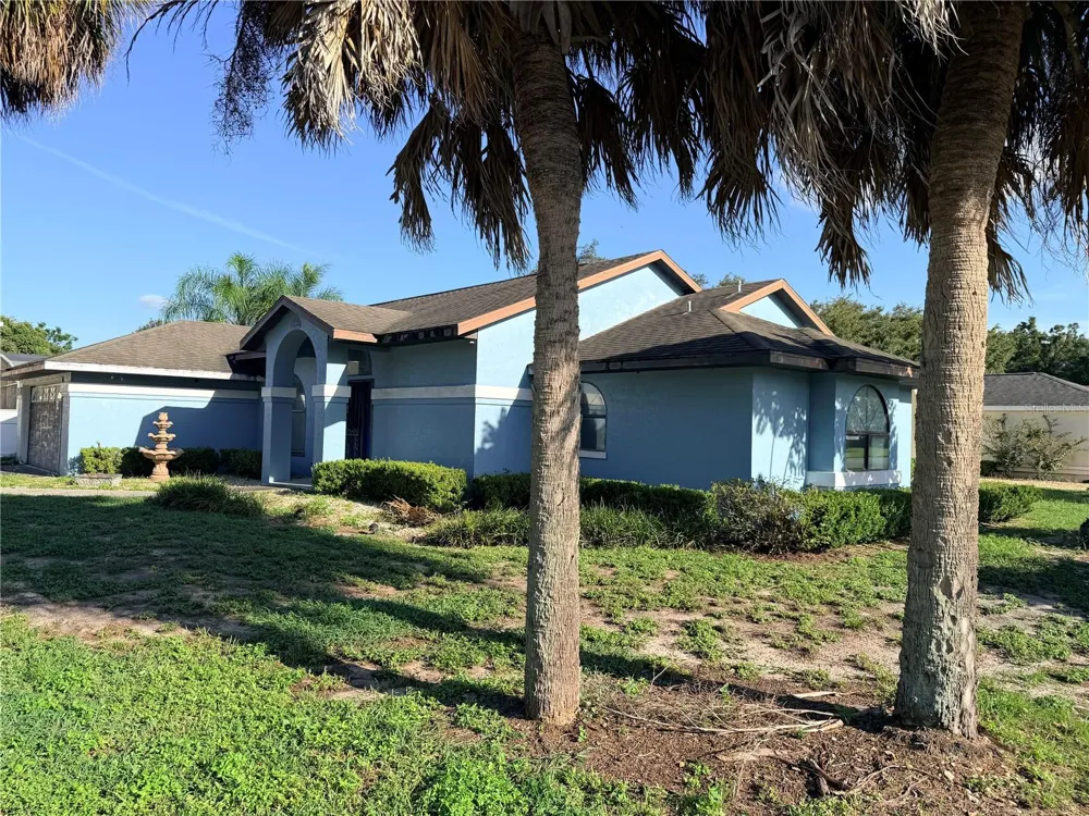 11240 FOUNTAIN LAKE BOULEVARD Leesburg, FL 34788