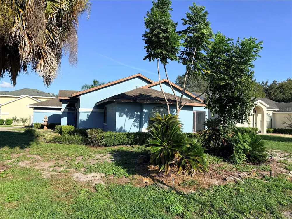 11240 FOUNTAIN LAKE BOULEVARD Leesburg, FL 34788